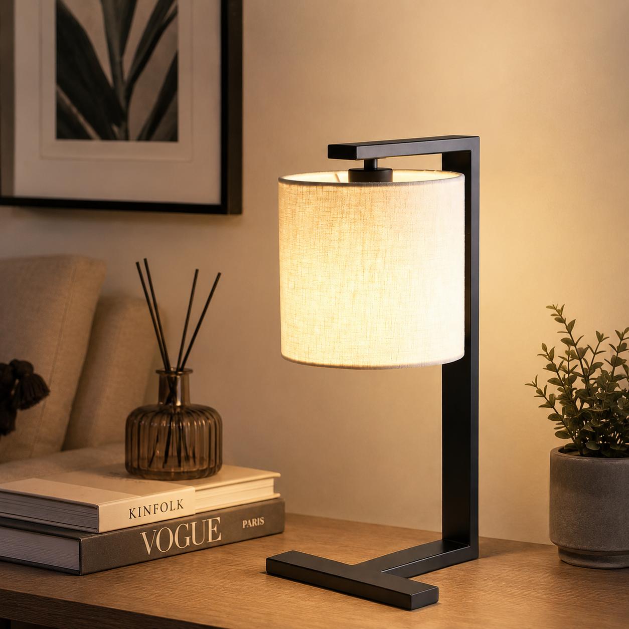 Modern Black Metal Table Lamp with Fabric Shade – Minimalist Bedside & Living Room Lamp