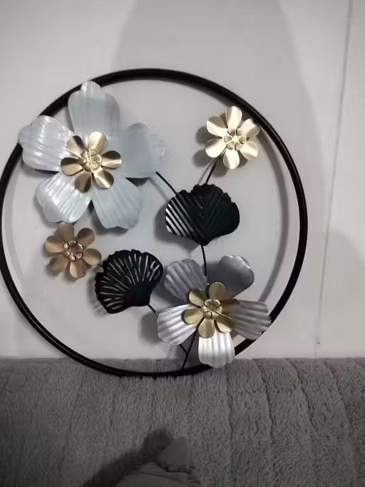 Metal Wall Art Modern Wall Hanging for Bedroom & Home