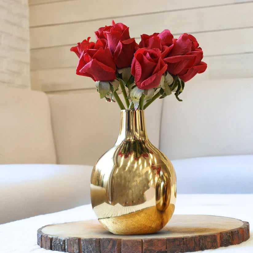 Classic Golden Vase for Living Room & Event Décor