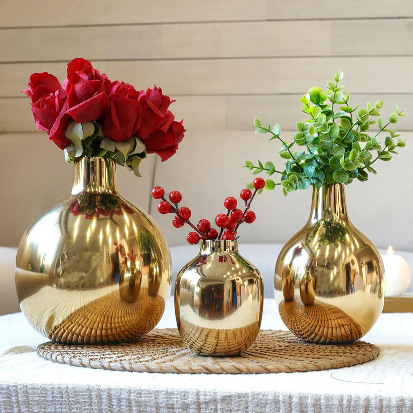 Premium Gold Decorative Vase for Fresh Flowers, Artificial Arrangements &amp; Elegant Home Styling