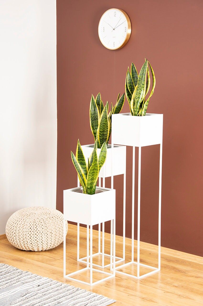 Luxury Flower pot stand set of 3
