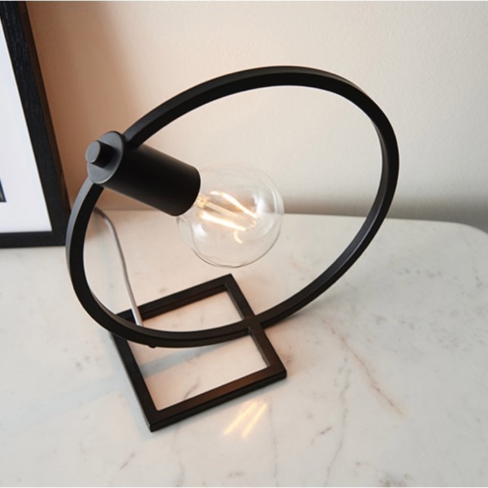 Modern Circular Table Lamp – Minimalist Industrial Decorative Bedside Light